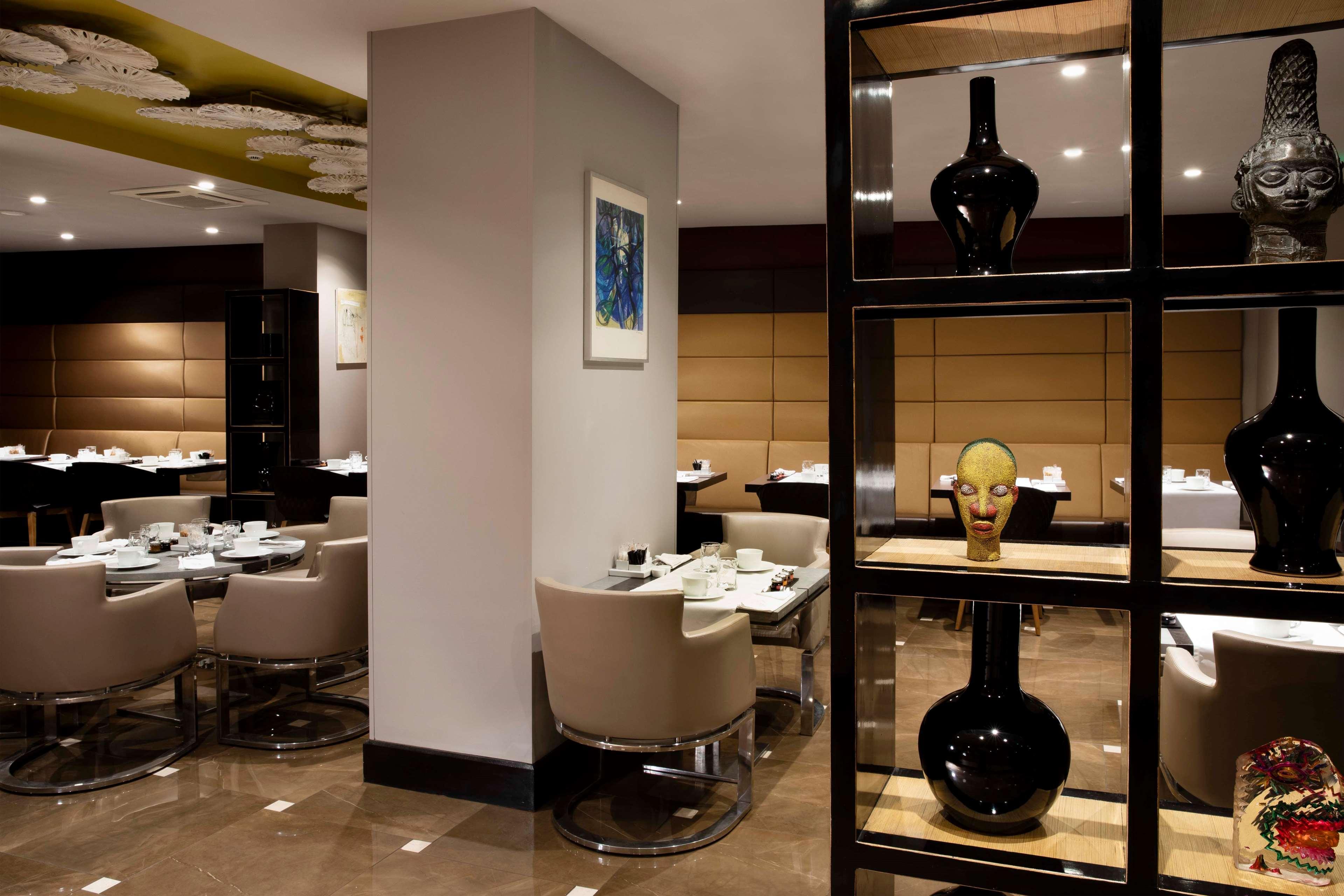 Hotel The One Alma Paris
