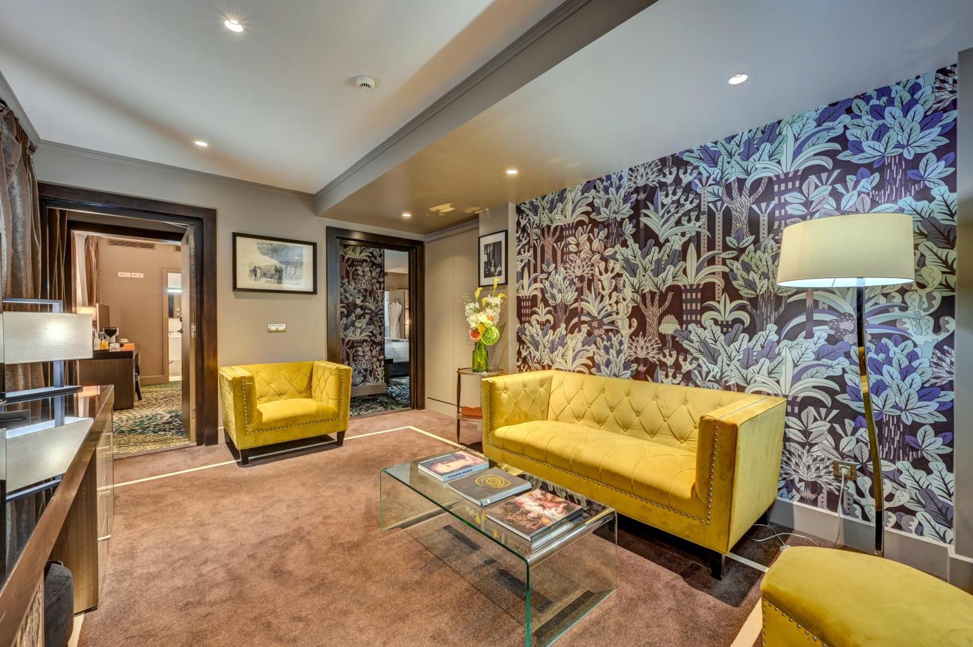 The One Alma 5* Paris