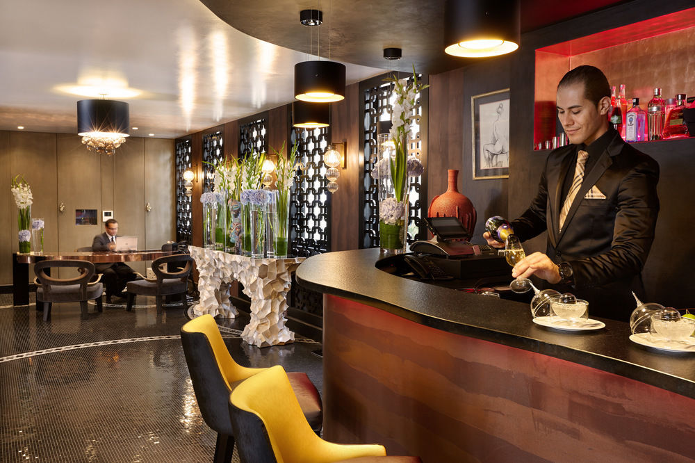 The One Alma Paris